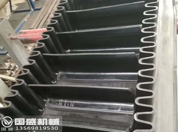 大傾角皮帶機(jī)皮帶質(zhì)量 大傾角皮帶機(jī)皮帶質(zhì)量